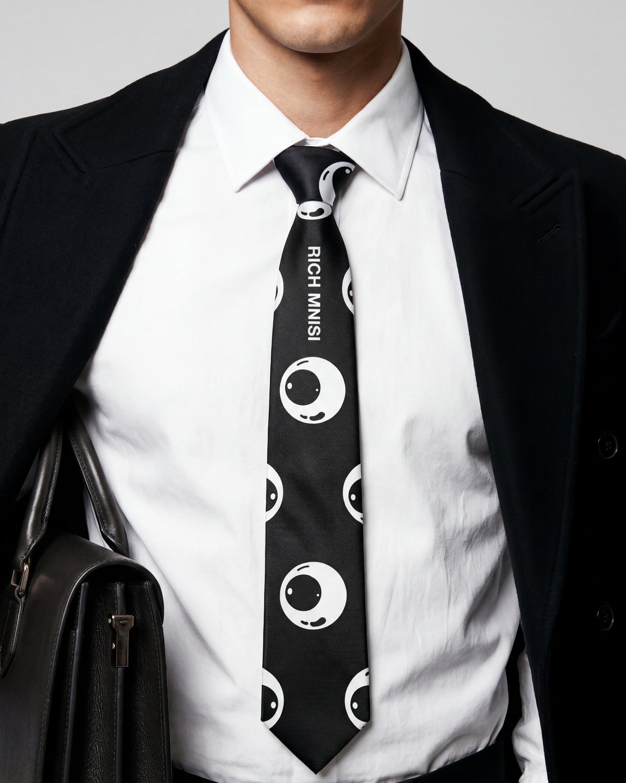 The Xivoni Tie