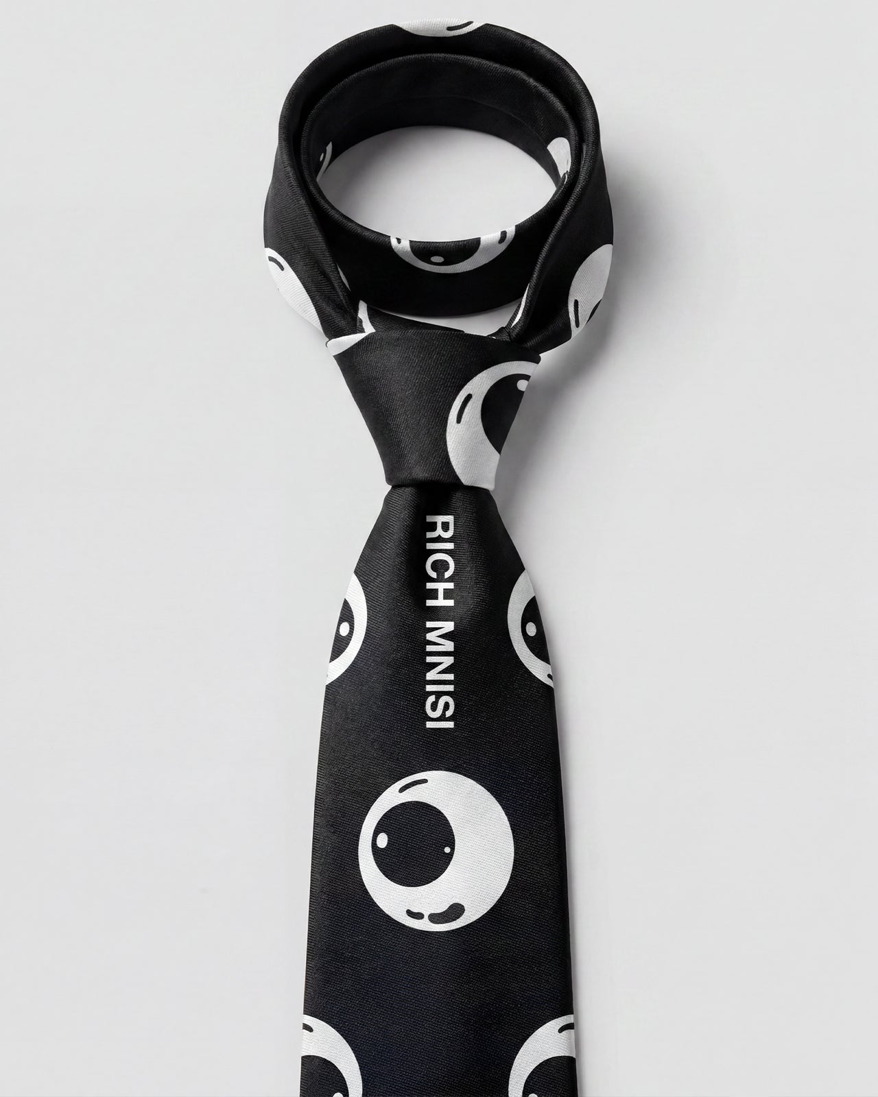The Xivoni Tie